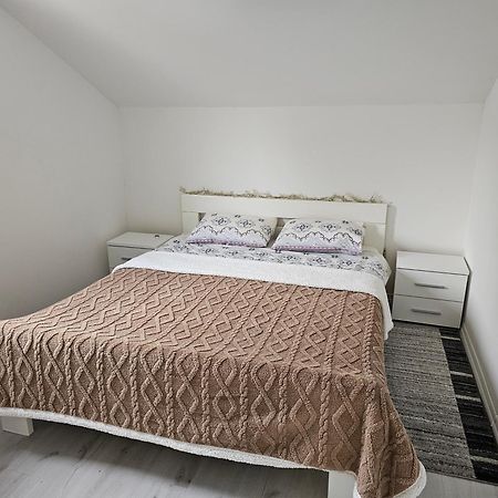 Konak Apartamento Mostar Exterior foto