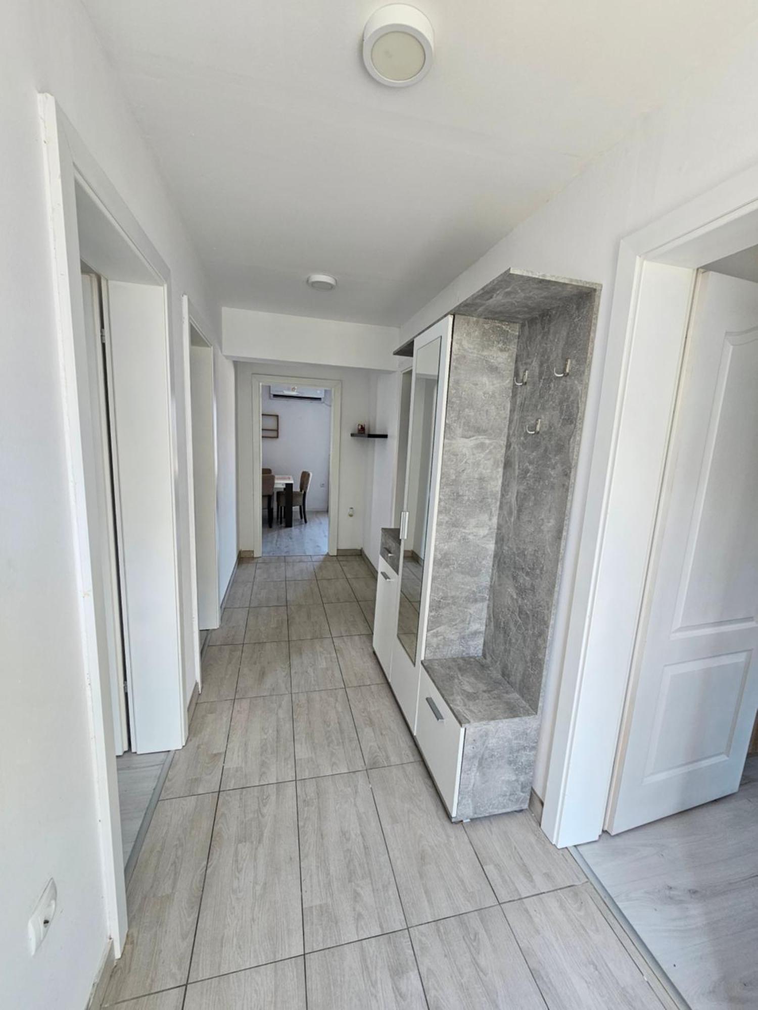 Konak Apartamento Mostar Exterior foto